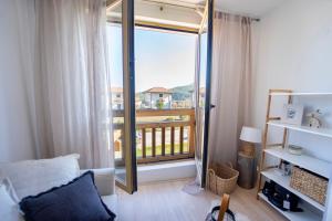 Studio 9, St John Park