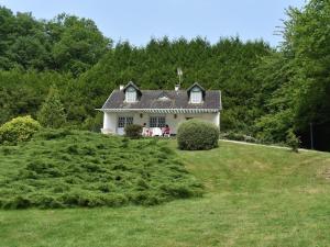 Maisons de vacances Gite Saint-Pierre-sur-Orthe, 4 pieces, 7 personnes - FR-1-600-185 : photos des chambres