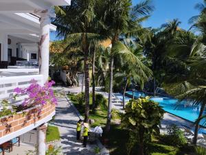 Phòng Hảo Hạng Hướng Biển Giường Đôi (Premium Sea View Double Room)