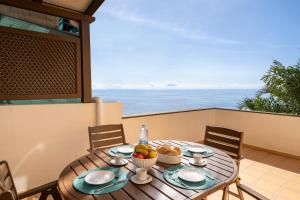OurMadeira - Vista Grande, panoramic views