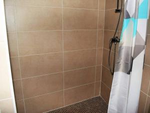 Maison neuve à Trégastel avec WIFI, terrasse en bois et classée 3 étoiles, près des plages - FR-1-368-72