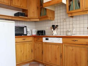 Maison en impasse à Saint-Pierre-dOléron, 6 personnes, proche commerces - FR-1-246A-83