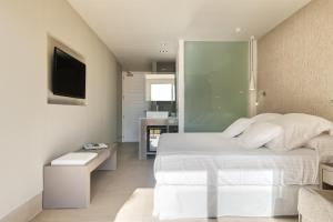 Double Room (2 Adults + 1 Child) room in Occidental Ibiza