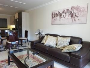 Cottonwoods Apartment for Family, Friends and Business trips.