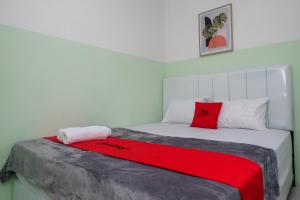 RedDoorz near Tugu Kartasura