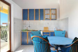 Apartments by the sea Rogoznica - 20077