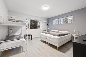 Family Room with Private Bathroom room in Sulur Guesthouse 1