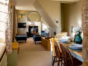 Rose Cottage, Rodborough