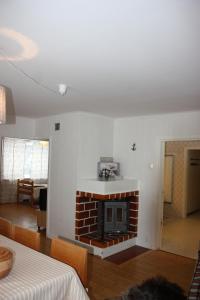 Rappens Stuga,Självhushåll