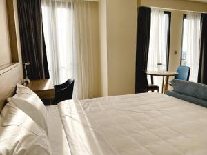 PH Hotel & Apartment