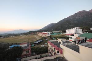 Mahadev Hotel and Resorts
