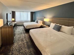 Queen Room with Two Queen Beds - Non Smoking room in Clarion Hotel and Conference Center - Joliet