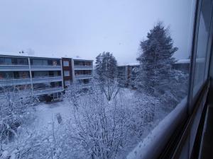 Kaksio keskustan vieressä