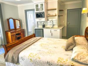 Serenity Ocean Lodge