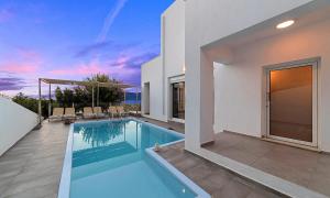 Cretan Sunset Villa Heated Pool