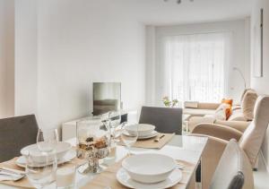 PICASSO - Art District Experience