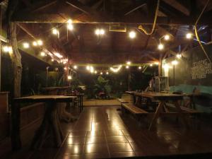 Glamping Rio Celeste Heliconia