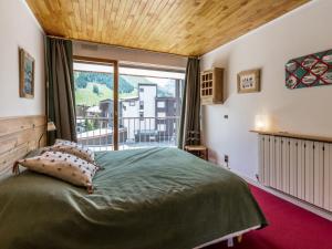 Val-dIsère: Appartement spacieux avec balcon et 7 couchages - FR-1-694-142