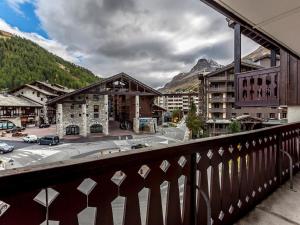 Appartements Appartement Val-d'Isere, 4 pieces, 8 personnes - FR-1-694-186 : photos des chambres