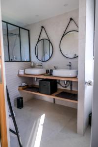 B&B / Chambres d'hotes Suites by Aix Keys avec jacuzzi privatif 5 min des plages Fouras : photos des chambres