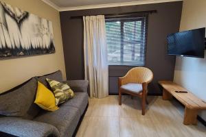 Cozy Modern Private Apartment