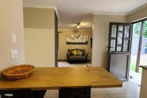 Cozy Modern Private Apartment