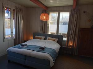 B&B Suyder Cogge