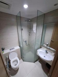 1 BR Apartment Near Shopping Malls