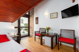 Economy Triple Room room in Hotel Beskid