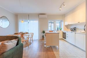 Enjoy Bonfim Central 2BR Renovated Apartment by LovelyStay