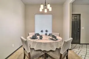 Spacious El Paso Apt, 6 Mi to Downtown! - Las Cruces