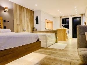 Maisons de vacances La Suite SPA privatif du Moulin : photos des chambres