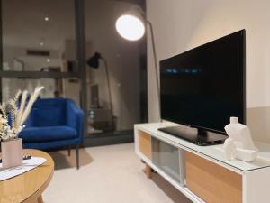 CBD Cozy 2Beds Apt at Brisbane Tallest building With Free Parking