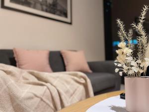 CBD Cozy 2Beds Apt at Brisbane Tallest building With Free Parking