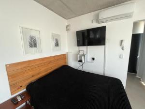 Luminoso Depto 40 metros NUEVO. Excelente Ubicacion Zona Sur.