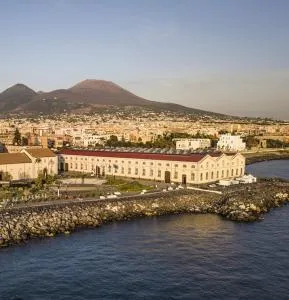 Palazzo Pietrarsa - San Giovanni a Teduccio