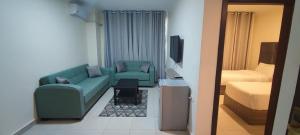 Golden Hotel