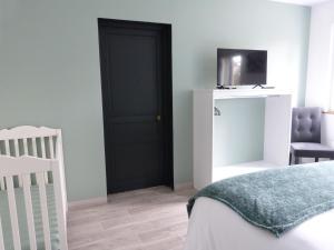 B&B / Chambres d'hotes Aux Portes des Lacs : photos des chambres