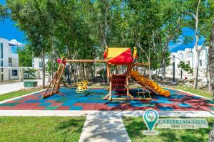 Stylish & bright contemporary 3BD I Pool!