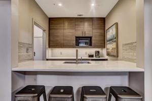 Parkers Collection Unit 3