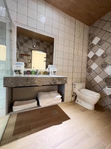 Phòng Deluxe 4 Người (Deluxe Quadruple Room)