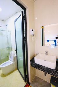 Phòng Đôi Ấm Cúng Hướng Vườn (Double Garden View Cosy Room)