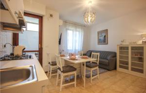 Cozy Apartment In Quartu Sant'elena With Wifi img2