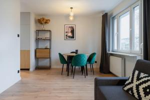 Warsaw Concierge Niska