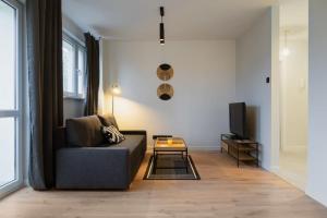 Warsaw Concierge Niska