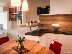 Ploemeur - Appartement 3 pièces avec balcon, ascenseur et WIFI près de la plage - FR-1-349-90