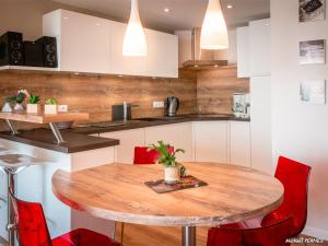 Ploemeur - Appartement 3 pièces avec balcon, ascenseur et WIFI près de la plage - FR-1-349-90