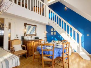 Appartements Duplex 5 pieces avec balcon a 30m de la plage - 7 couchages, acceptant animaux, wifi et parking - FR-1-349-114 : photos des chambres