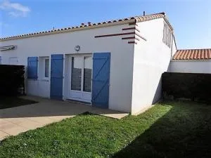 Maisonnette avec piscine privée et parking à La Faute-sur-Mer - FR-1-476-17 - La Faute-sur-Mer