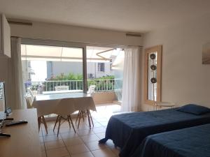 Studio clim. proche plage, commerces & gare avec WiFi, parking en option - FR-1-466A-15